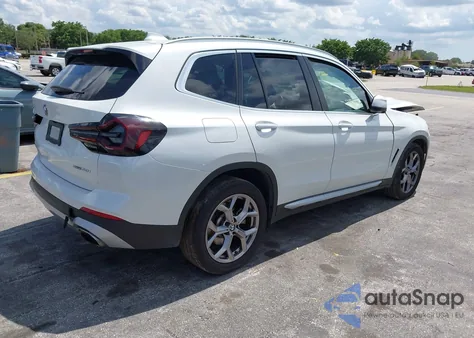 2022 BMW X3 Sdrive30I z USA, uszkodzony, nr VIN 5UX43DP03N9L39942